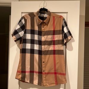 Burberry Men’s Nova Check Dress Shirt -Small
